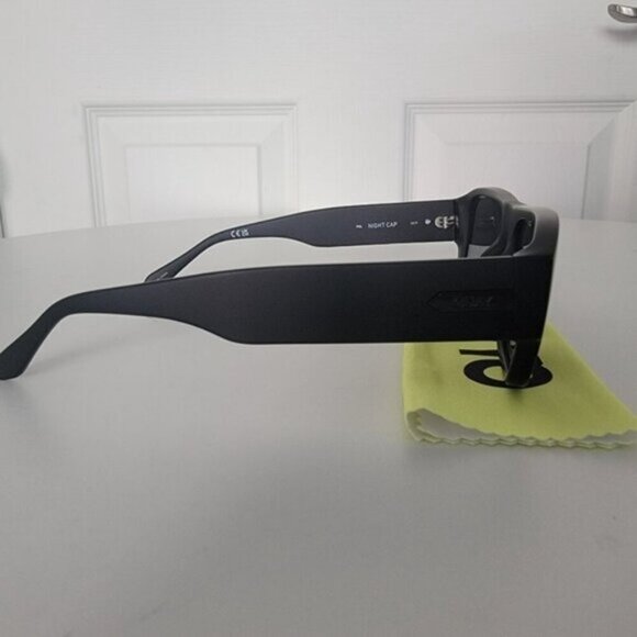 Quay Nigh Cap Matte Black Polarized Sunglasses - Picture 4 of 7